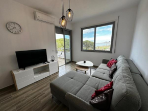 Sunset Seaview Apartment 305